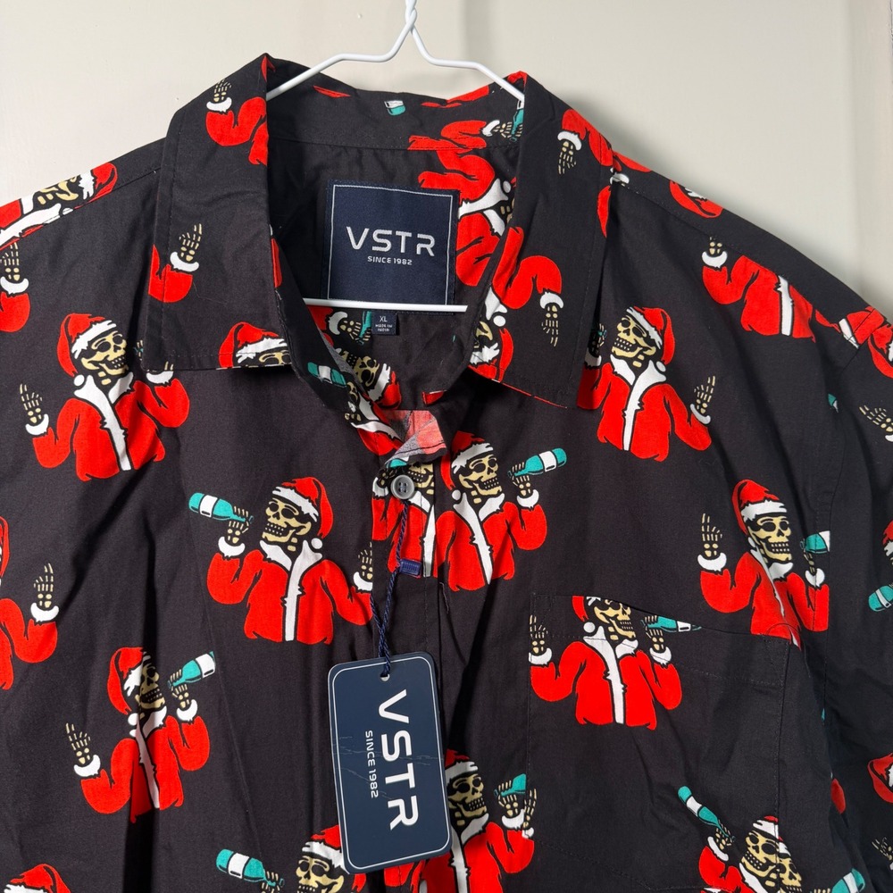 VSTR Mens XL Black Christmas Santa Skeleton Drinking Short Sleeve Button Down